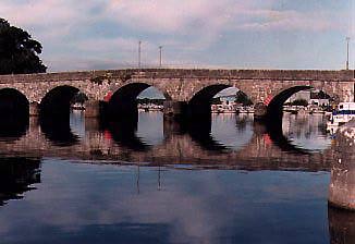 Carrick-On-Shannon Bridge